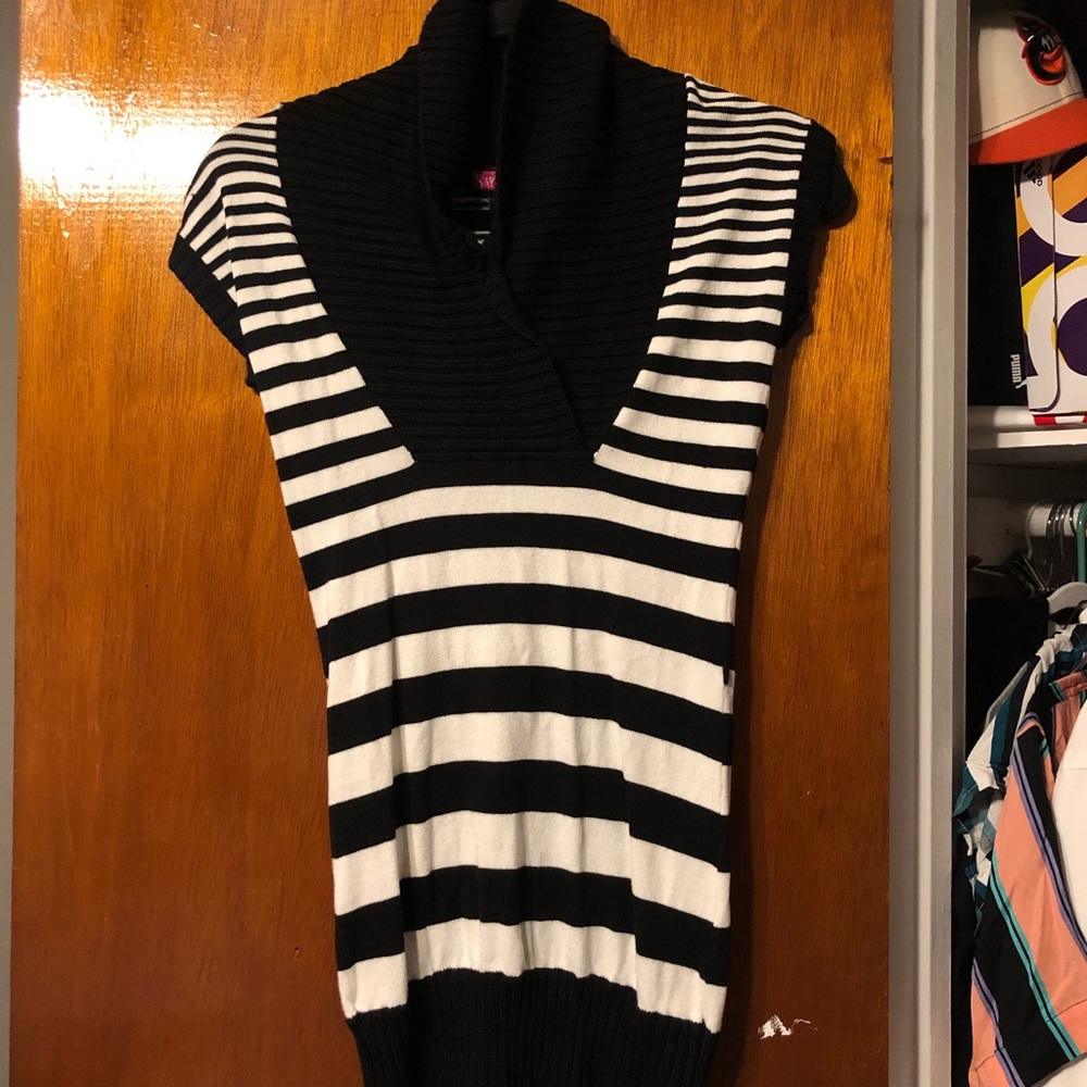 Women’s Sweater Shirt